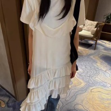 批发韩国东大门 2026春季新款<b class='q'>吊带</b>连衣裙女甜美薄款不规则荷叶边叠穿