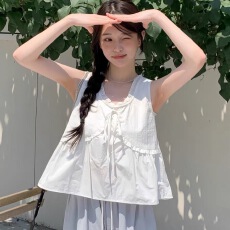 批发韩国东大门 2026新款<b class='q'>韩版</b>甜美木耳边叠穿百搭上衣女