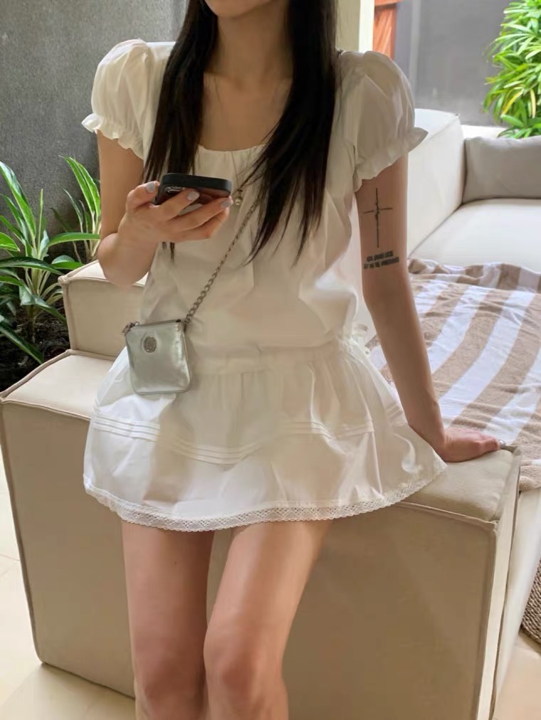 있음 창고 한국 동대문 새로운 한국 스타일 펌프 로프 허리 수축 거품 소매 여성 드레스 스택 착용