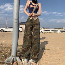 批发春夏新款翻腰牛仔长<b class='q'>裤</b>女休闲韩版高腰刺绣宽松辣妹工装直筒阔腿<b class='q'>裤</b>