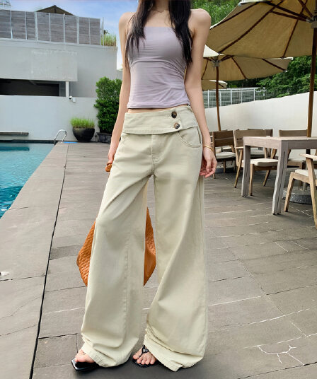 더블 버클 허리 머리 넓은 다리 캐주얼 청바지 여성 2026 새로운 가을 루즈핏 슬림해 보이는 도루 센스 스트레이트 바닥 청소 바지
