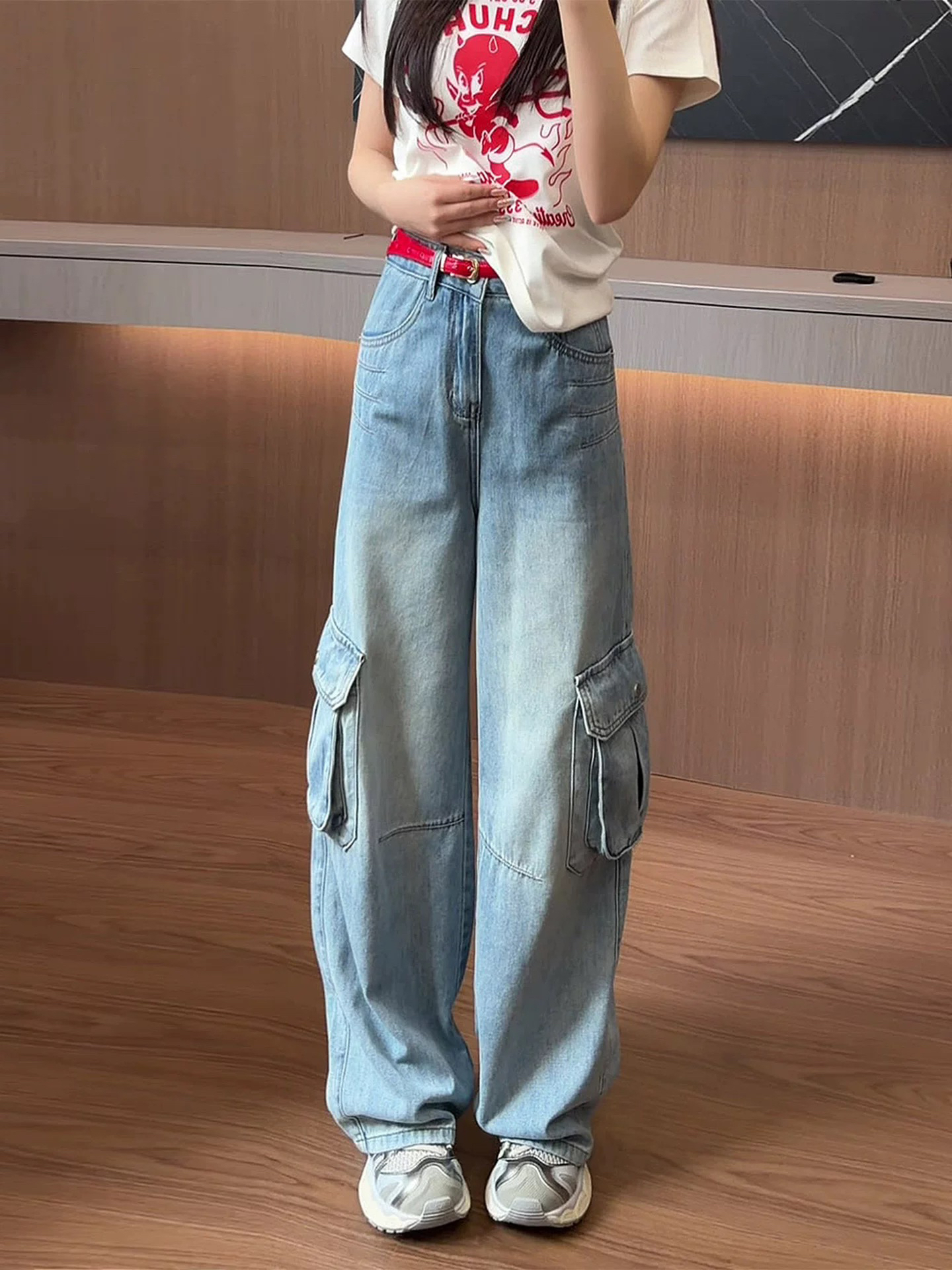 파란색 워크웨어 바람 기타 주머니 넓은 다리 청바지 여성 2026 봄 새로운 작은 키 하이웨이스트 슬림해 보이는 스트레이트 팬츠