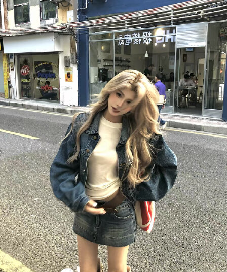 세븐 새우 미끄러짐 데님 재킷 조기 가을 2026 새로운 여성 짧은 작은 키 자이언트 잘 생긴 파란색 한 첨부 된 의류