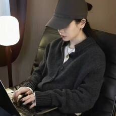 批发感毛衣开衫<b class='q'>外套</b>春装女款2025年新款爆款宽松慵懒风针织衫<b class='q'>上衣</b>