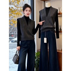 批发3色V领针织背心<b class='q'>毛衣</b>坎肩马夹2026年春夏秋叠穿小衫胖mm<b class='q'>宽松</b>马甲