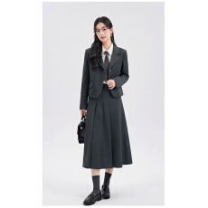 批发灰色西装外套<b class='q'>女</b>大学生2026年秋季新款气质高级正装西服<b class='q'>套装</b>