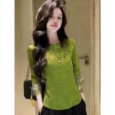 批发2026年新款新中式风绿色长袖刺绣上衣女圆领盘扣轻奢宽松<b class='q'>大码</b>内搭