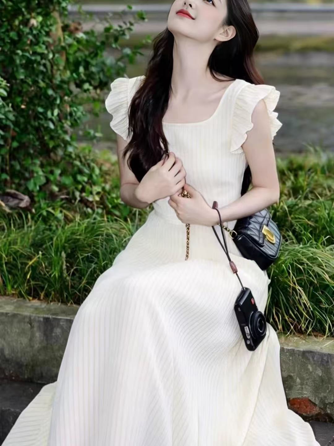 RY4417# 法式气质米色条纹荷叶袖连衣裙女2026夏季新款小个子高级感长裙子