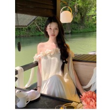 批发一字肩连衣裙女高级感晨袍礼服裙重工立体花朵飘带度假风<b class='q'>拖地</b><b class='q'>长裙</b>