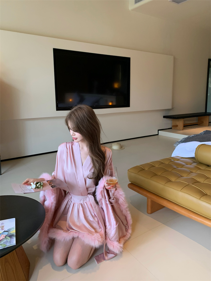 실사 새로운 중식 아침 로브 여성 신부 섹시함 나이트 가운 결혼식 아침 요정 고급 센스 깃털 잠옷 로브