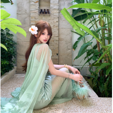 批发欧阳娜娜<b class='q'>同款</b>性感气质吊带设计感小众披肩海边度假<b class='q'>连衣裙</b>两件套女