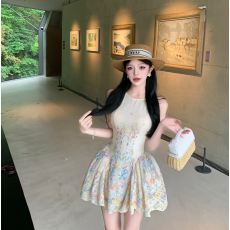 批发实拍 爱丽丝梦境 挂脖连衣裙女夏季设计感<b class='q'>印花</b>度假风收腰裙子