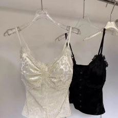 批发法式蕾丝拼接丝绒吊带背心女秋<b class='q'>冬</b>新款性感内搭外穿显瘦打底美背