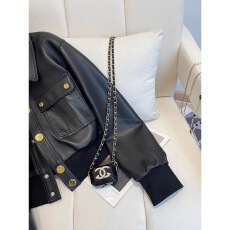 批发高级感黑色翻领PU皮短款夹克外套2025秋冬新款复古百搭显瘦短外套