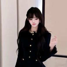 批发(曜夜千金)轻奢法式时尚套装外套+黑色包臀裙套装2025