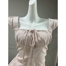 批发法式纯欲风粉色方领无袖<b class='q'>衬衫</b>女夏设计感<b class='q'>修身</b>收腰气质甜辣吊带上衣