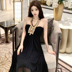 批发重工镶钻黑色吊带<b class='q'>连衣裙</b>女<b class='q'>冬季</b>高级感礼服裙气质高腰裙子大摆长裙