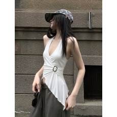批发设计感不规则V领挂脖无袖上衣女2026<b class='q'>春</b>韩系辣妹收腰显瘦独特小衫