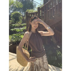 批发性感度假风挂脖背心女夏季清冷感链条装饰<b class='q'>吊带</b>修身显瘦百搭小上衣