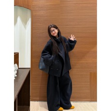 批发韩系高级感气质毛呢外套女秋冬新款设计感小众宽松赫本风呢子大衣