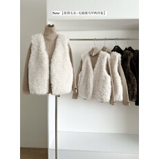 批发2025冬季款<b class='q'>韩版</b>内搭圆领长袖慵懒风高领针织毛衣+毛绒绒马甲外套