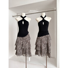 批发纯欲交叉扭结镂空挂脖针织背心搭配不规则垂感豹纹<b class='q'>雪纺</b>半身裙套装