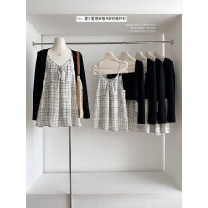 批发法式绿色<b class='q'>格子</b>吊带背心女+黑色开衫外套两件套设计感上衣防晒罩衫