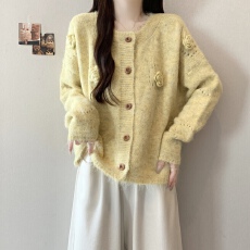 批发甜美立体花朵长袖针织毛衣外套秋冬保暖显瘦百搭<b class='q'>开衫</b>上衣2025新款