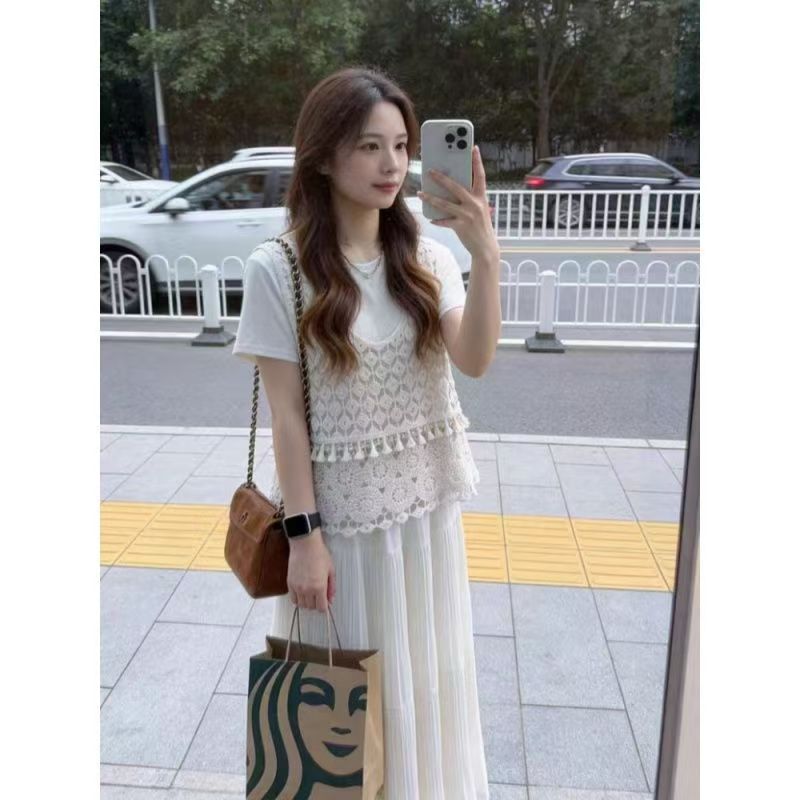 여름 새로운 휴가 바람 슬림해 보이는 라운드 넥 민소매 홀로우 아웃 자수 술 베스트 조끼