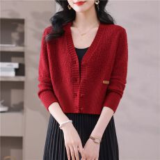 批发2026年新款秋冬<b class='q'>短</b>款时尚针织开衫女高腰配裙子宽松毛衣外套上衣女