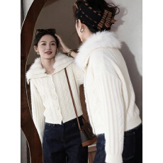 批发小个子白色毛领连帽毛衣短<b class='q'>外套</b>2026秋冬<b class='q'>新款</b>温柔减龄加厚保暖<b class='q'>外套</b>