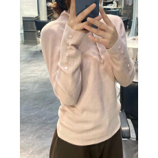 批发春季新款气质粉色纽扣半高领长袖针织衫裤子慵懒风保暖设计感套装