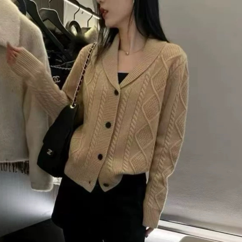 레트로 폴로 칼라 V넥 다이아몬드 모양 꽈배기 니트 오픈 가디건 여성 패션 슬림해 보이는 스웨터 여자 2026 봄 새로운