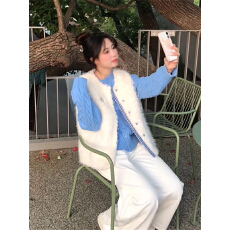 批发春日温柔甜美风毛茸茸背心马甲<b class='q'>开衫</b>叠穿蓝色圆领麻花毛衣三件套装