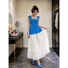 批发2026<b class='q'>夏季</b>新款小众设计感收腰方领巨好看蓝色上衣针织背心半身裙女