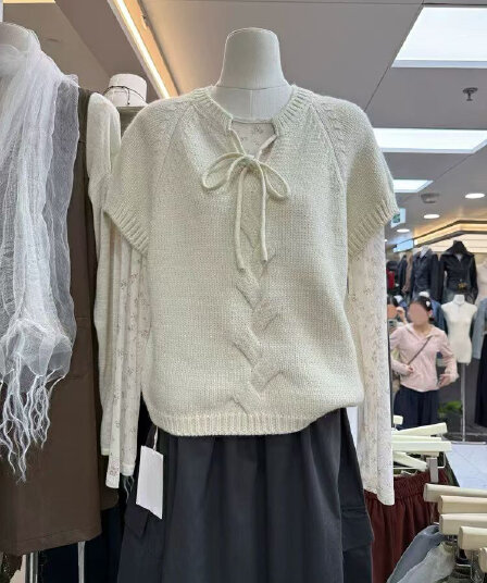 2026 년 이른 가을 새로운 한국 스타일 열세 개 출퇴근 바람 루즈핏 레이스업 디자인 센스 연령 감소 반팔 풀오버