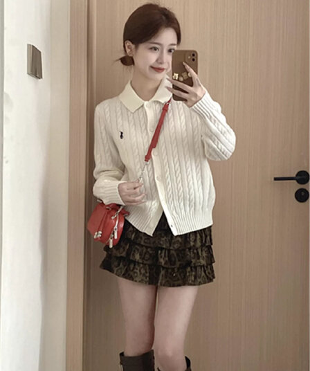 학원 스타일 폴로 칼라 자수 꽈배기 스웨터 레오파드 무늬 치마 여성 자이언트 잘 생긴 다용도 부드러운 찹쌀 니트 오픈 가디건 세트