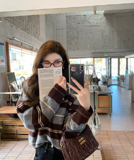 오래된 돈 모델 학생 높음 지혜 스트라이프 polo 풀오버