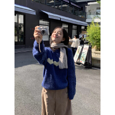 批发韩系慵懒风显白宝蓝色麻花套头<b class='q'>毛衣</b>女2026秋冬新款爱心提花针织衫