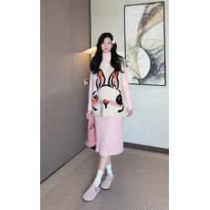 批发日系卡通可爱孕妇装秋冬新款时尚<b class='q'>甜美</b>宽松马甲连衣裙两件套套装