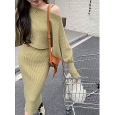 批发韩国叠穿针织<b class='q'>连衣</b>裙秋冬新款气质名媛露肩中长款毛衣吊带裙两件套