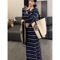 批发纯欲辣妹气质V领<b class='q'>条纹</b>上衣<b class='q'>半身裙</b>女装2025秋冬新款百搭修身两件套