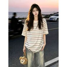 批发慵懒风条纹<b class='q'>短袖</b><b class='q'>t</b><b class='q'>恤</b>女夏季韩系小个子百搭宽松显瘦chic上衣服