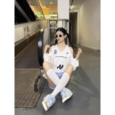 批发【官图有氨直贡尼】美式<b class='q'>街头</b>修身显瘦长袖T恤女时尚百搭印花上衣