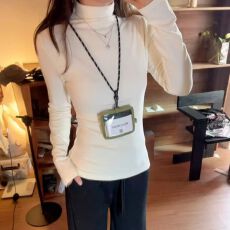 批发美式辣妹长袖T恤女秋冬2025新款时尚百搭修身简约纯色女士<b class='q'>打底衫</b>