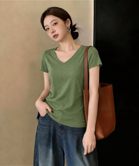 빅 사이즈 디자인 센스 얇고 가벼운 V넥 단색 눈꽃 면 반팔 티셔츠 여성 여름 다용도 맨위 통통한 여동생 200 kg