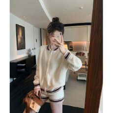 批发秋冬慵懒美式运动风小众开衫圆领设计百搭<b class='q'>短裤</b>撞色款chic两件套女
