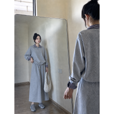 批发大码灰色假两件卫衣半身裙两件套女<b class='q'>春</b>秋胖mm显瘦遮肉休闲裙子套装
