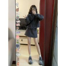 批发休闲运动套装抽绳套头卫衣秋季高腰<b class='q'>显瘦</b>包臀半身裙两件套