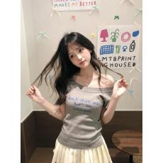 批发韩系字母印花斜肩短袖t恤女夏季小个子修身显瘦纯欲辣妹露肩上衣